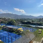 Au Paradis Apartman *