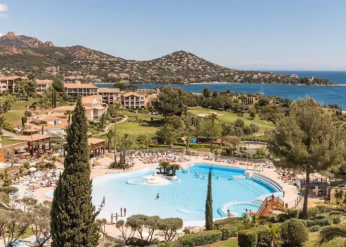 Au Paradis شقة